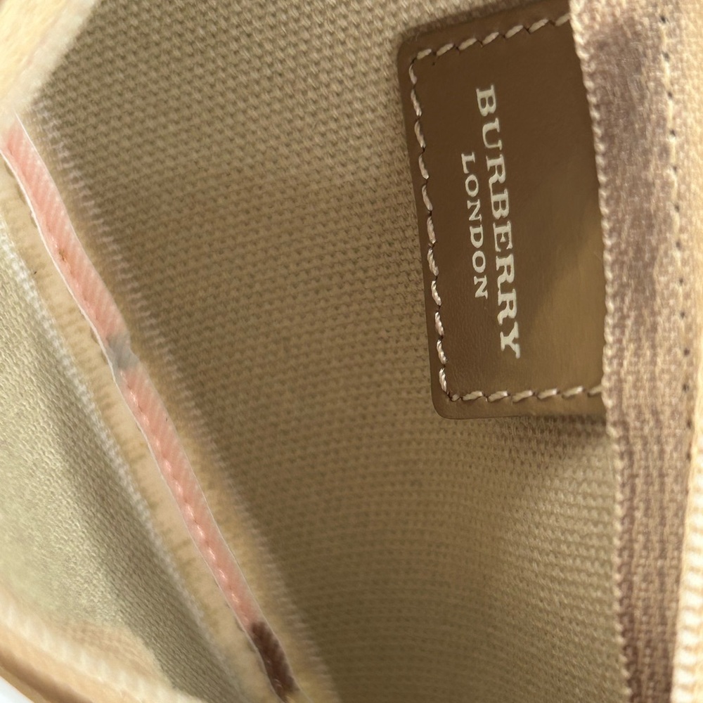 Burberry Check Coin Keychain Pink and Brown - Picture 4 of 8